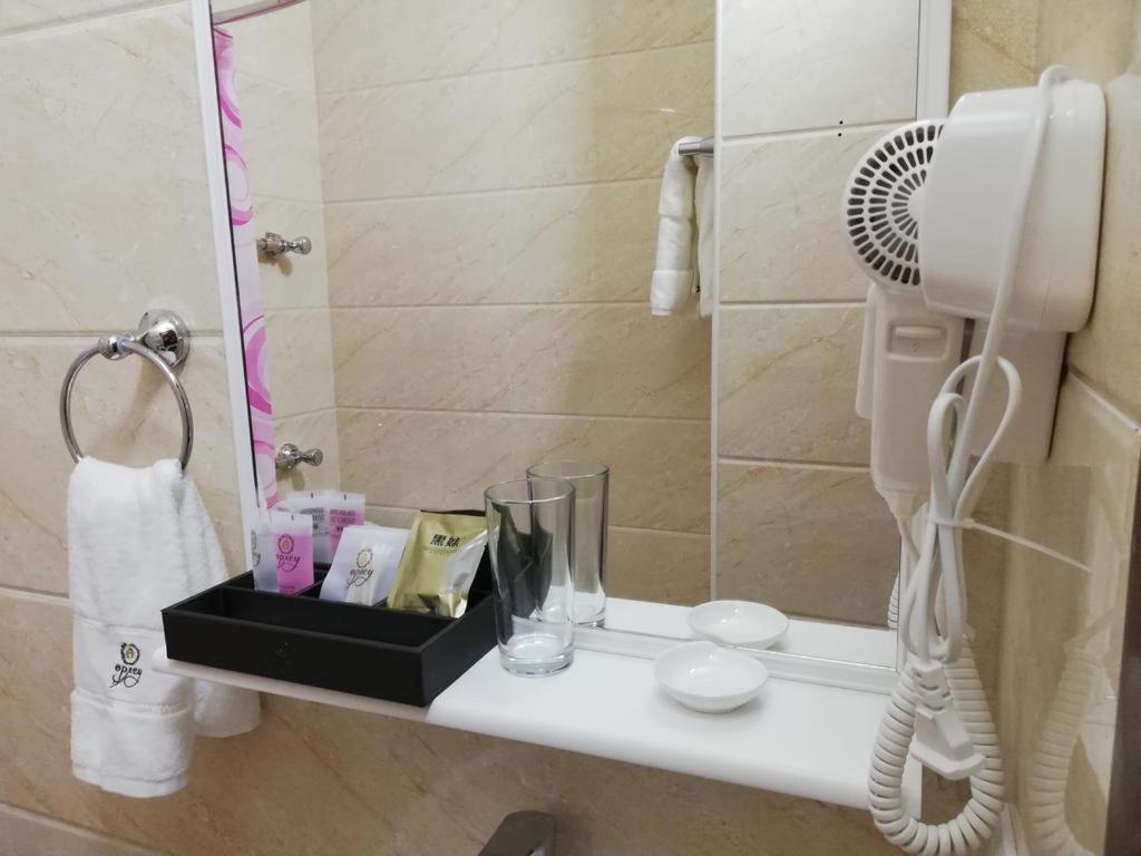 Park Hotel Al Bustan Shymkent Exterior photo